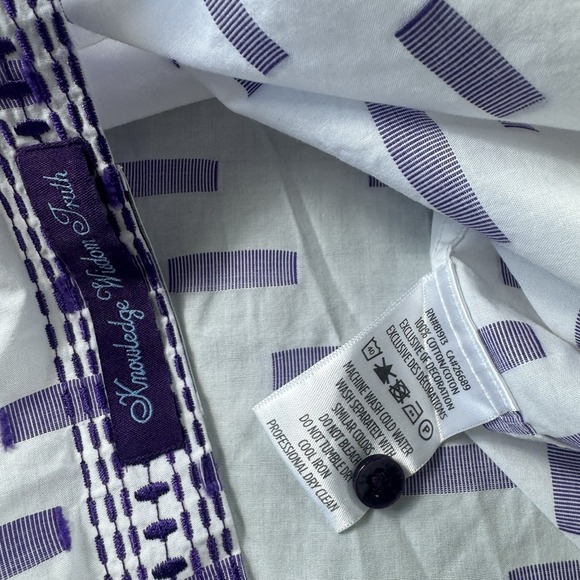 Robert Graham White Purple Abstract AOP S/S Button Front Size Medium - Picture 5 of 6